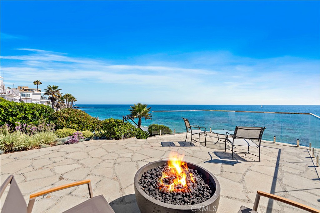 Ocean front entertaining - 1369 Gaviota Drive, Laguna Beach CA 92651 - photo 1