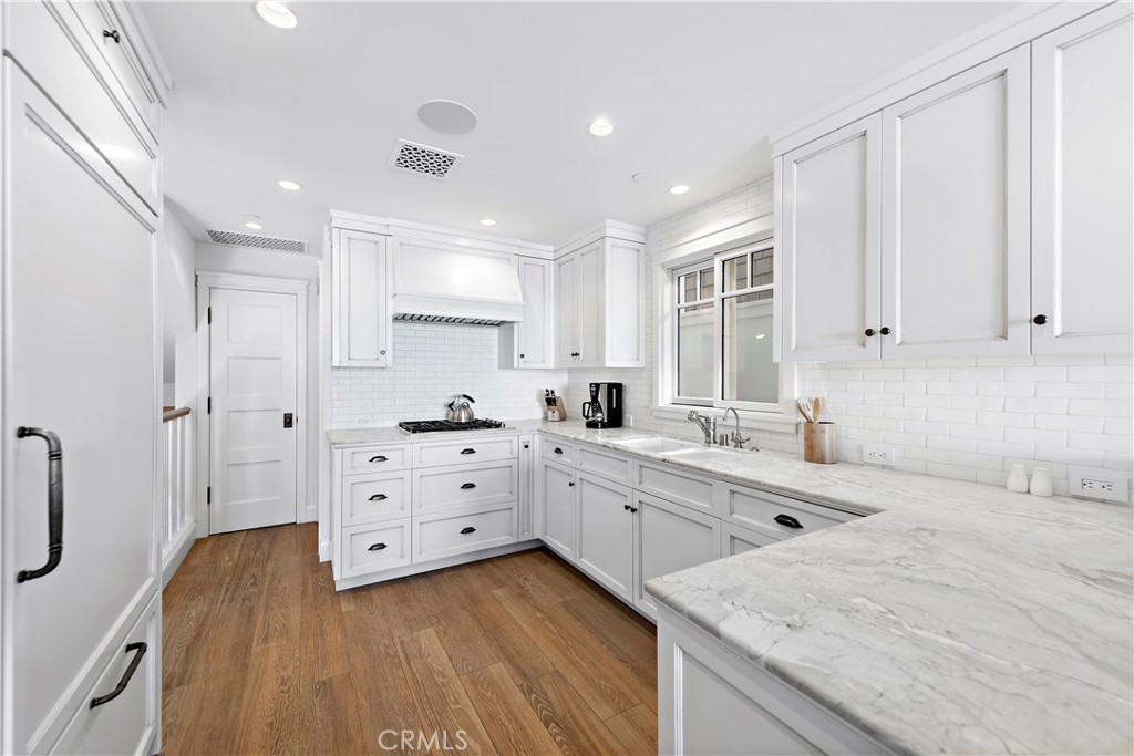 1369 Gaviota Drive, Laguna Beach CA 92651 - photo 15