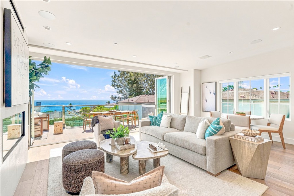 1369 N Coast Highway, Laguna Beach CA 92651 - photo 8