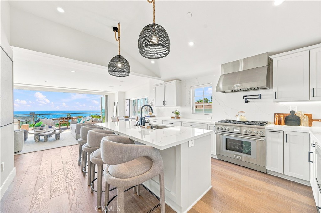 1369 N Coast Highway, Laguna Beach CA 92651 - photo 11