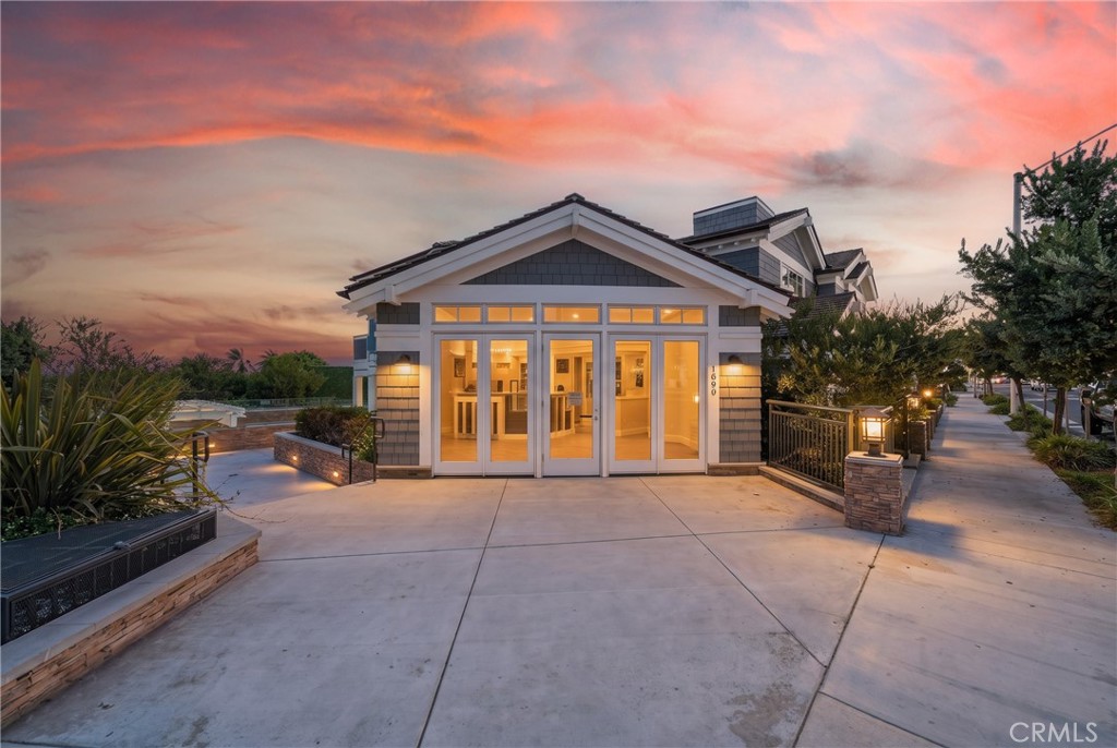 1369 N Coast Highway, Laguna Beach CA 92651 - photo 28