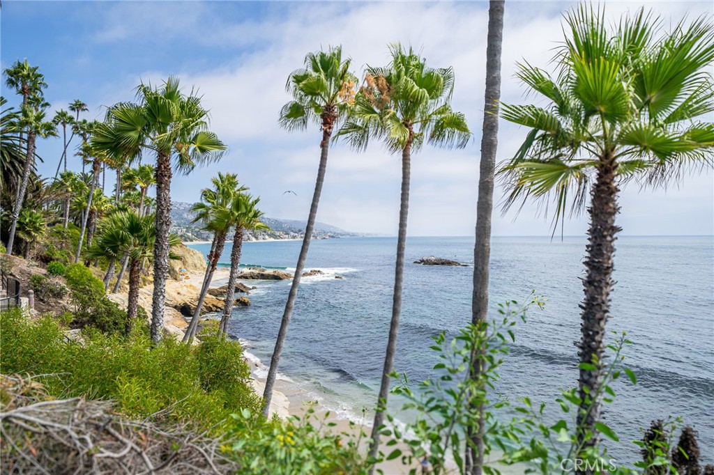 1369 N Coast Highway, Laguna Beach CA 92651 - photo 70