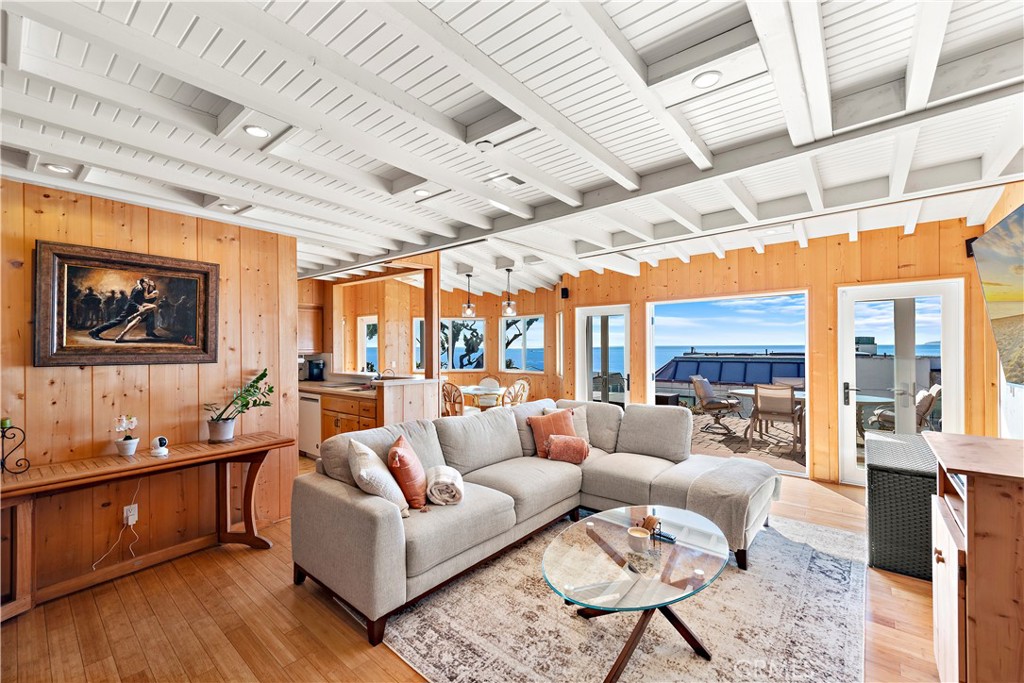 137 Cleo Street, Laguna Beach CA 92651 - photo 4