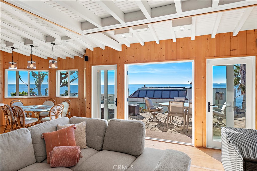 137 Cleo Street, Laguna Beach CA 92651 - photo 5
