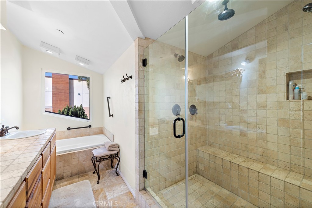 137 Cleo Street, Laguna Beach CA 92651 - photo 17