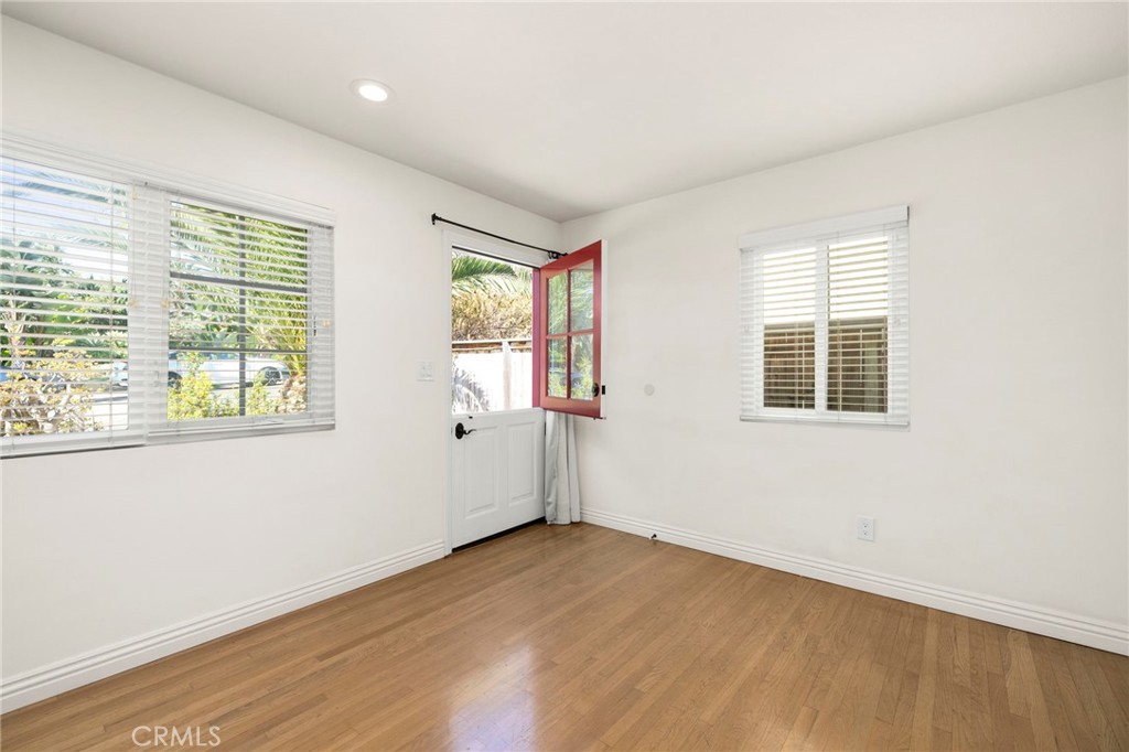 137 Cypress Dr, Laguna Beach CA 92651 - photo 3