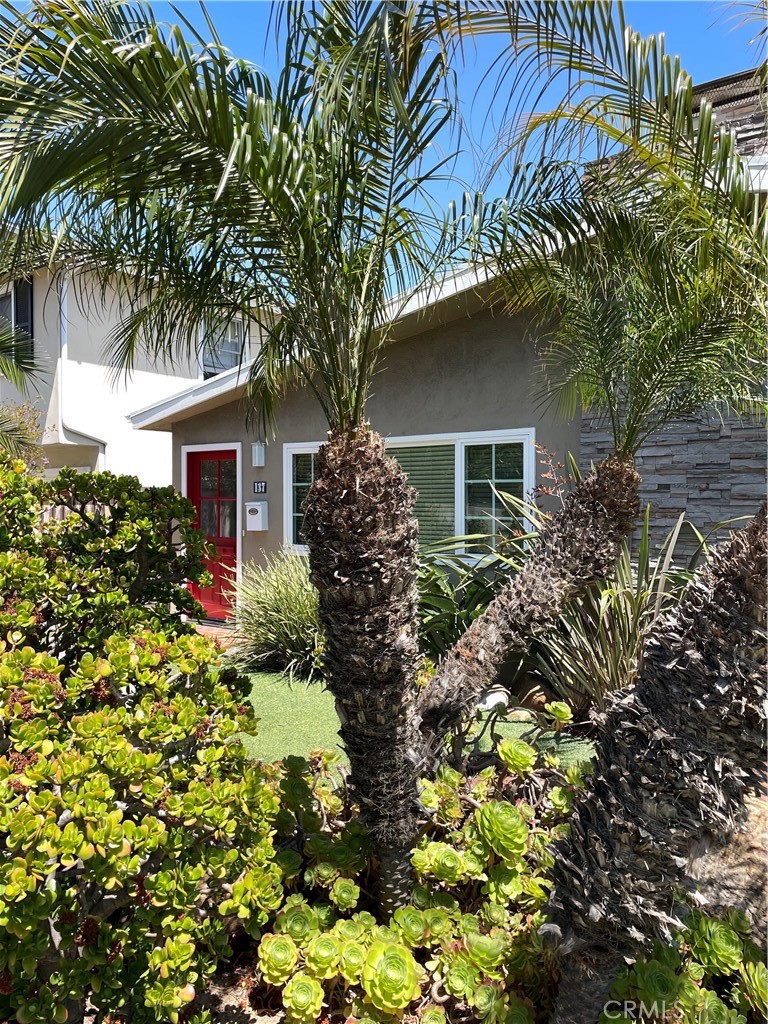 137 Cypress Drive, Laguna Beach CA 92651 - photo 1