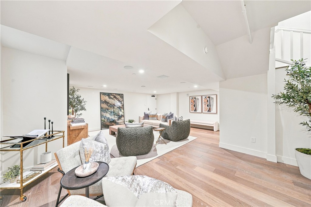1373 N Coast Highway, Laguna Beach CA 92651 - photo 10