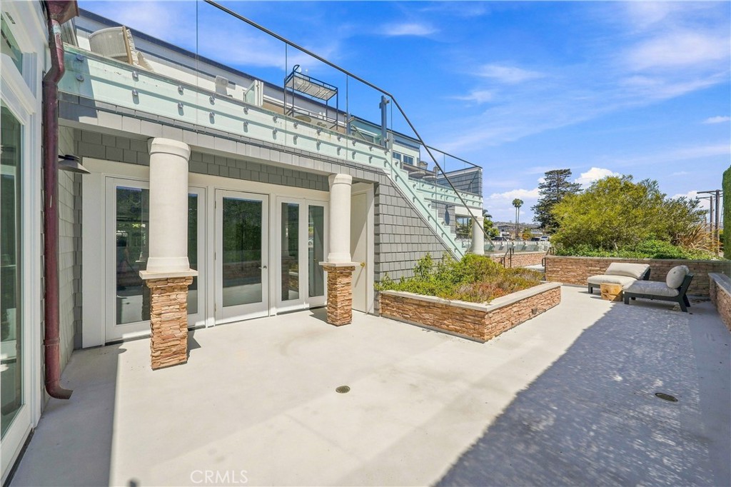 1373 N Coast Highway, Laguna Beach CA 92651 - photo 17
