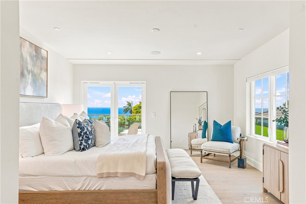 1373 N Coast Highway, Laguna Beach CA 92651 - photo 30