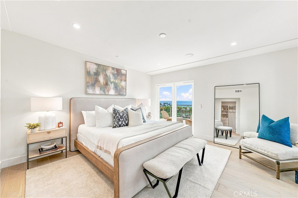 1373 N Coast Highway, Laguna Beach CA 92651 - photo 32
