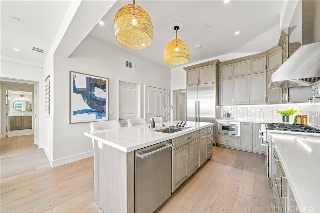 1373 N Coast Highway, Laguna Beach CA 92651 - photo 41