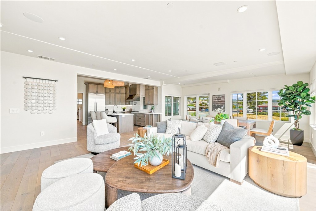 1373 N Coast Highway, Laguna Beach CA 92651 - photo 47