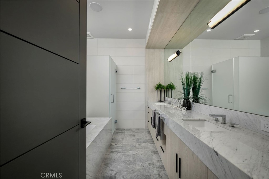 1380 Temple Hills, Laguna Beach CA 92651 - photo 22