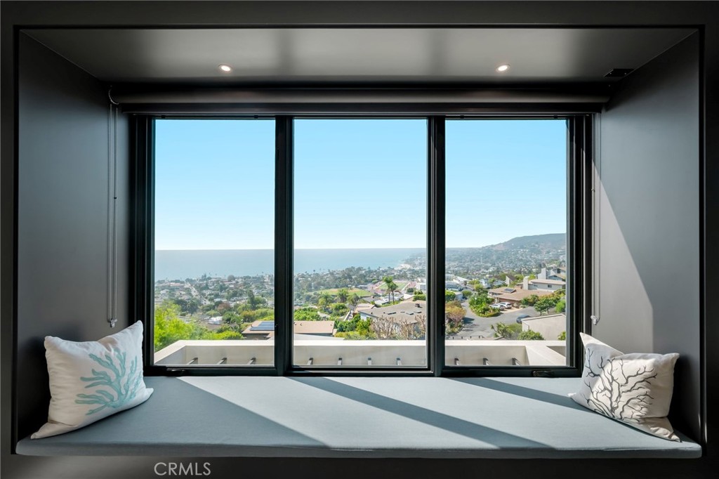 1380 Temple Hills, Laguna Beach CA 92651 - photo 27