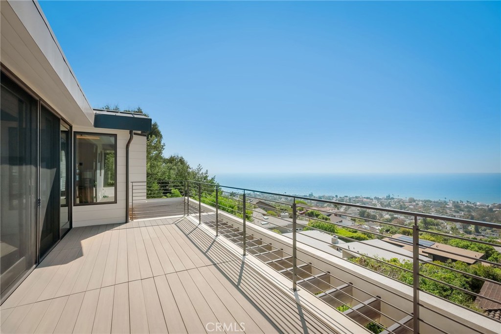 1380 Temple Hills, Laguna Beach CA 92651 - photo 34
