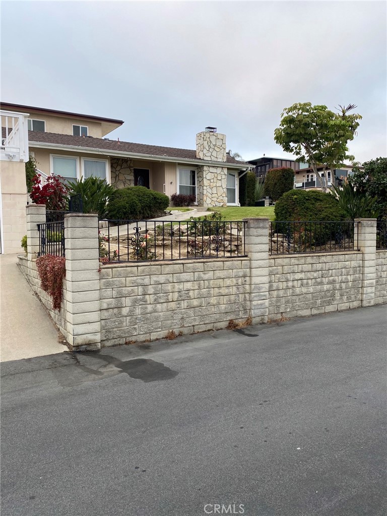 1388 Capistrano Avenue, Laguna Beach CA 92651 - photo 1