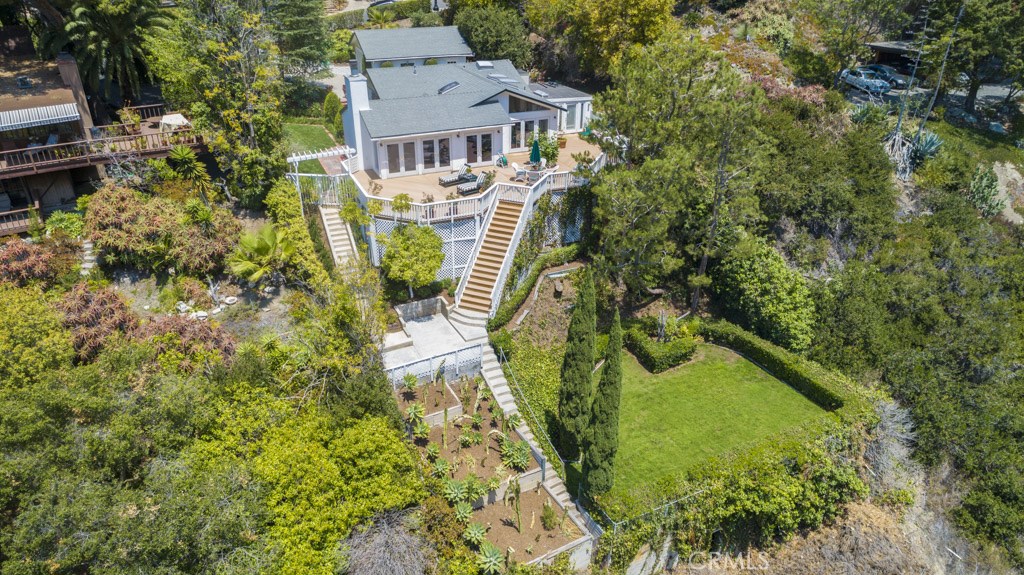 Lots and lots of potential - 1391 Dunning Drive, Laguna Beach CA 92651 - photo 1