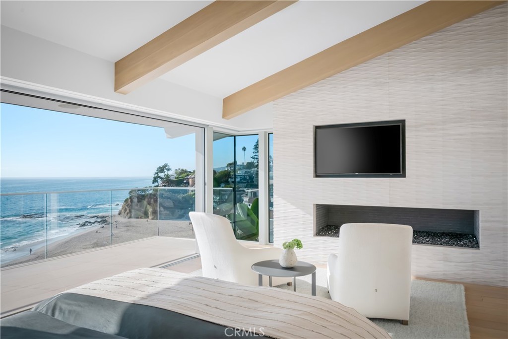 14 Lagunita Drive, Laguna Beach CA 92651 - photo 17