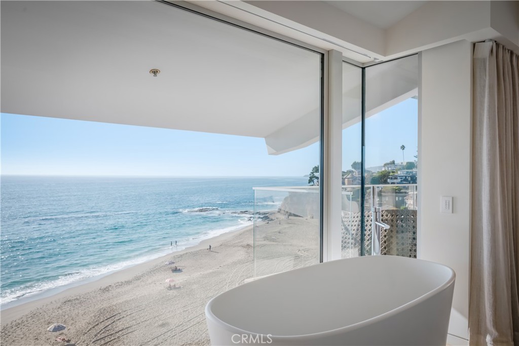 14 Lagunita Drive, Laguna Beach CA 92651 - photo 19