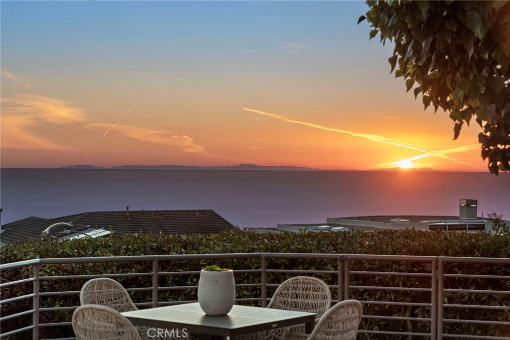 1401 Bounty Way, Laguna Beach CA 92651 - photo 1