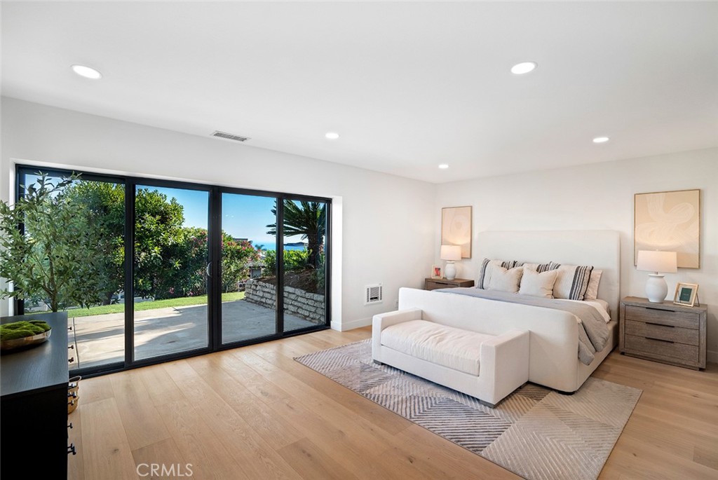 Secondary Bedroom opens to backyard with office - 1401 Bounty Way, Laguna Beach CA 92651 - photo 37