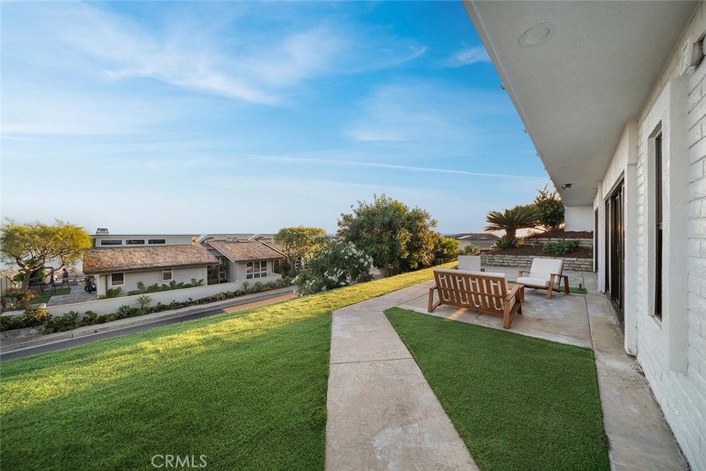 1401 Bounty Way, Laguna Beach CA 92651 - photo 46