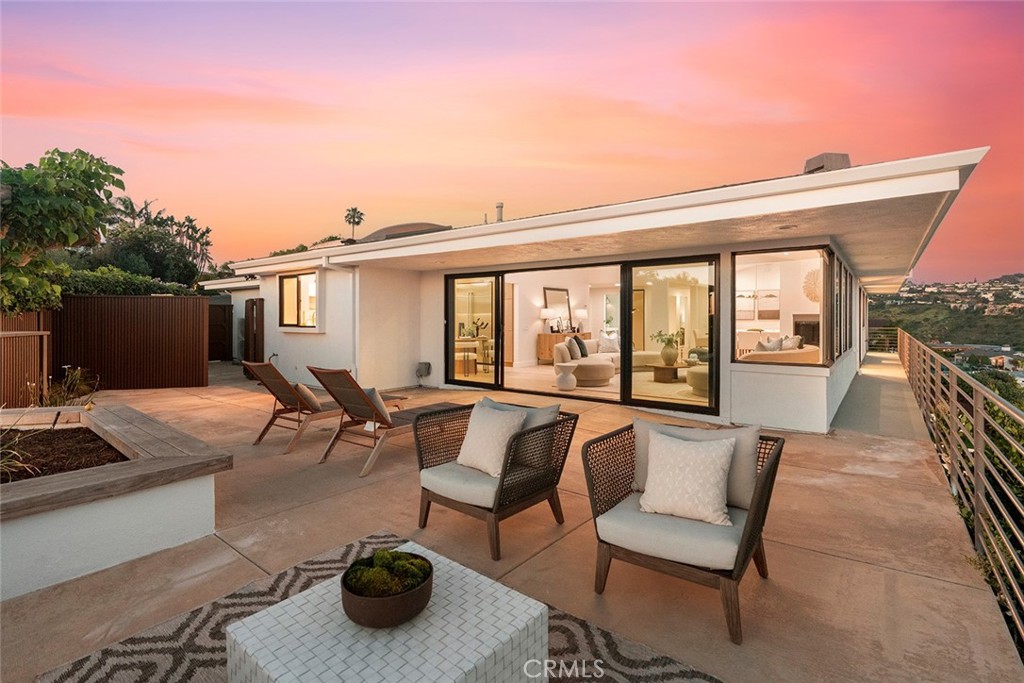 1401 Bounty Way, Laguna Beach CA 92651 - photo 47