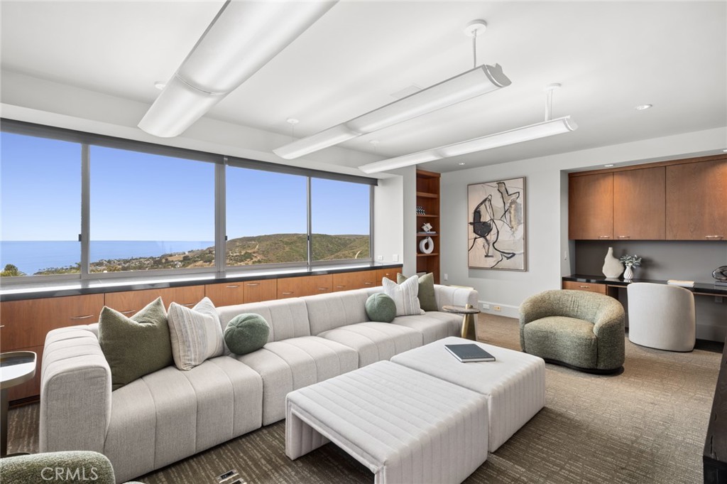 1409 Samoa Way, Laguna Beach CA 92651 - photo 32