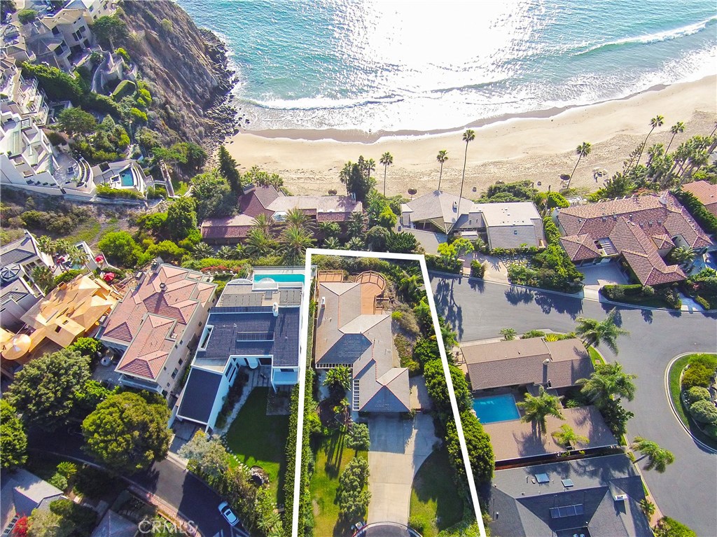 Ocean view location. - 141 Emerald Bay, Laguna Beach CA 92651 - photo 1