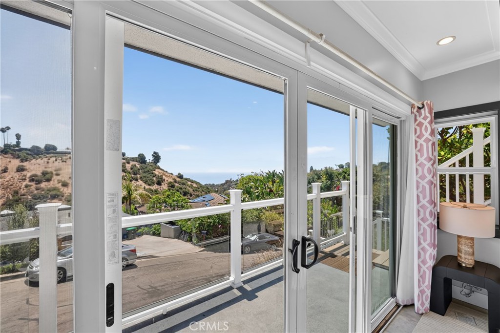 1414 Mar Vista Way, Laguna Beach CA 92651 - photo 14