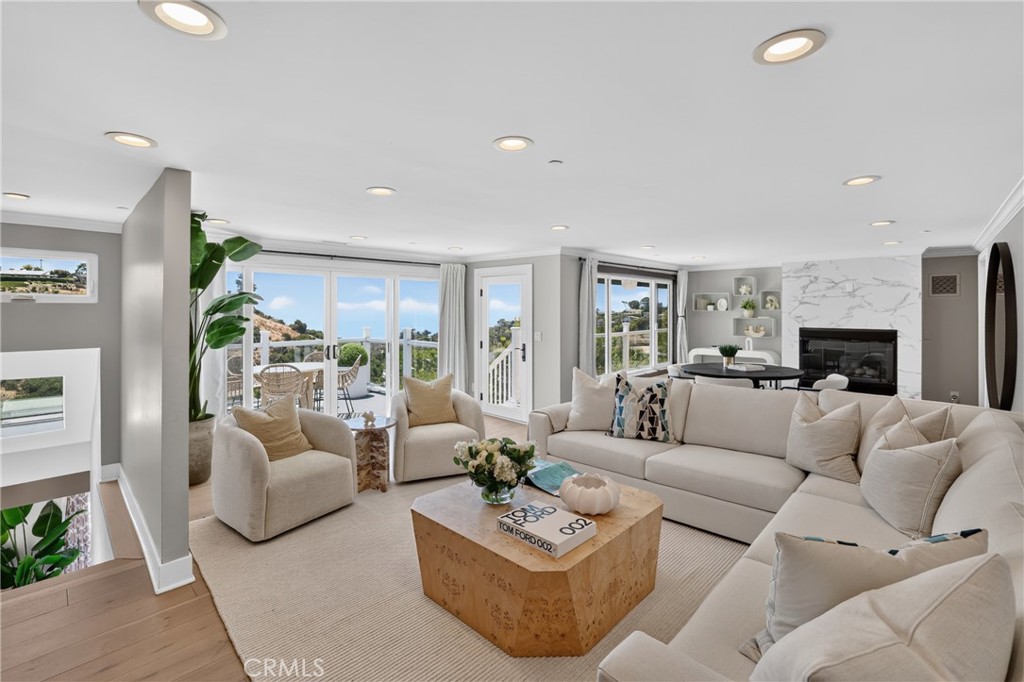 1414 Mar Vista Way, Laguna Beach CA 92651 - photo 35