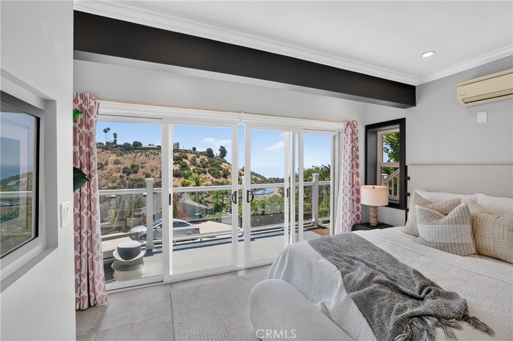 1414 Mar Vista Way, Laguna Beach CA 92651 - photo 42