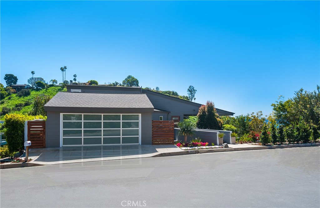 1423 Cerritos Drive, Laguna Beach CA 92651 - photo 1