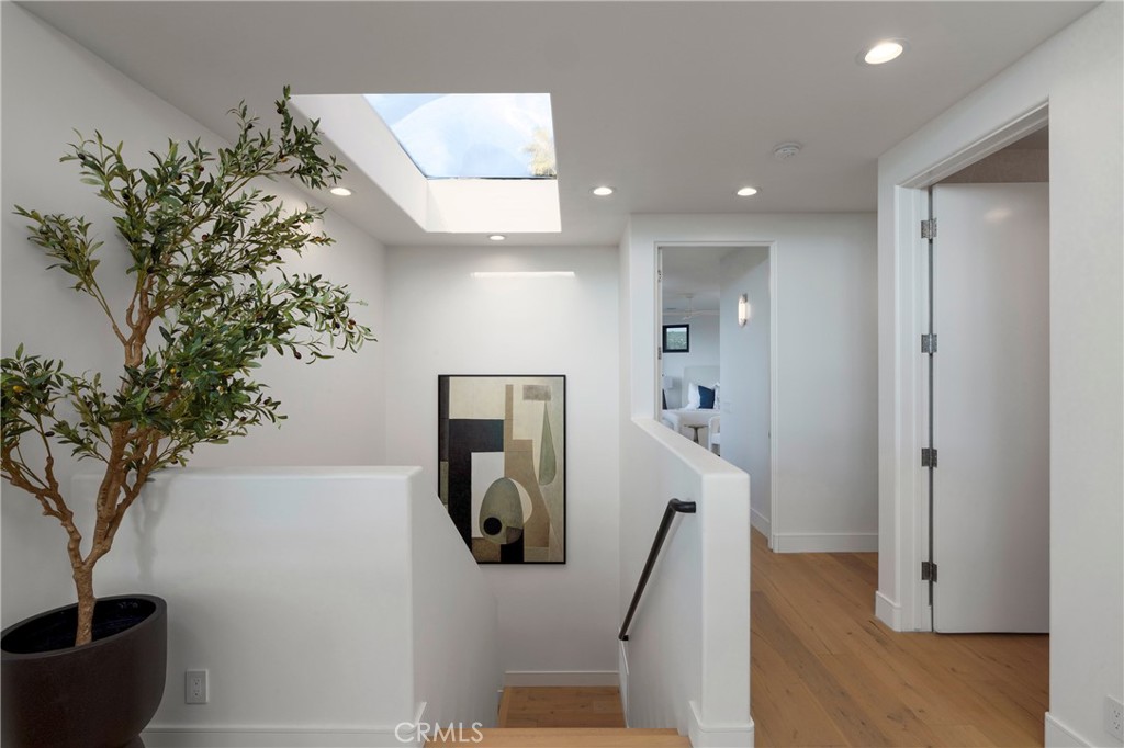 1425 Skyline Drive, Laguna Beach CA 92651 - photo 16