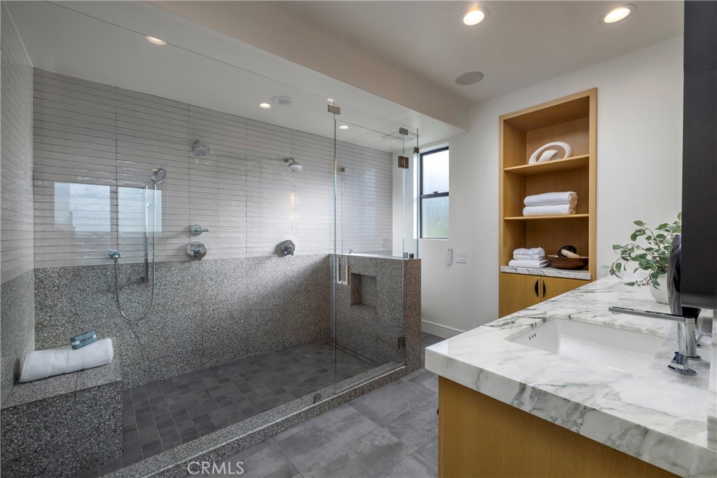 1425 Skyline Drive, Laguna Beach CA 92651 - photo 23