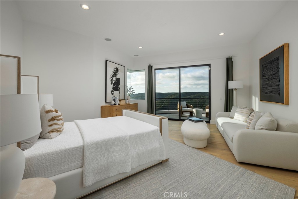 1425 Skyline Drive, Laguna Beach CA 92651 - photo 27