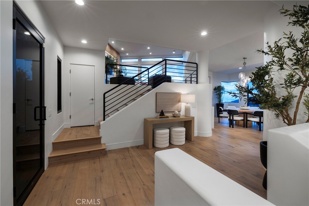 1425 Skyline Drive, Laguna Beach CA 92651 - photo 45