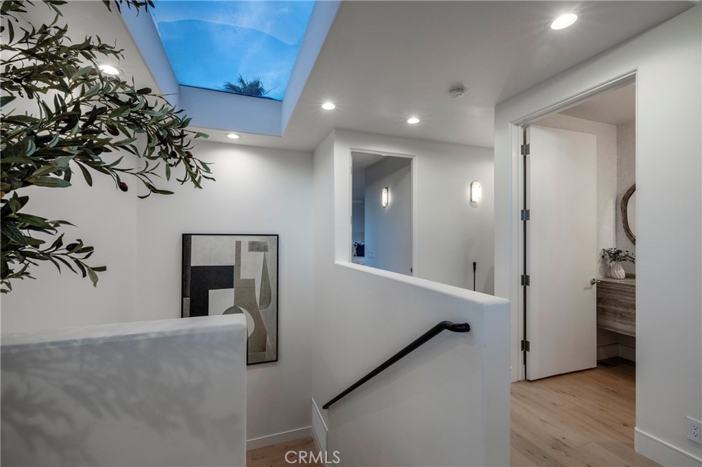 1425 Skyline Drive, Laguna Beach CA 92651 - photo 46