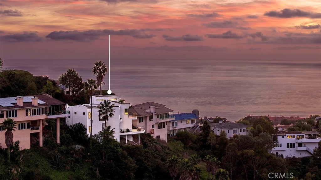 1425 Skyline Drive, Laguna Beach CA 92651 - photo 49