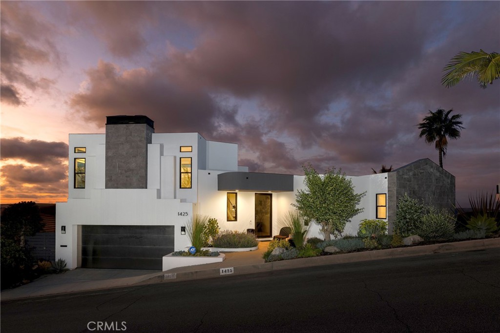 1425 Skyline Drive, Laguna Beach CA 92651 - photo 52