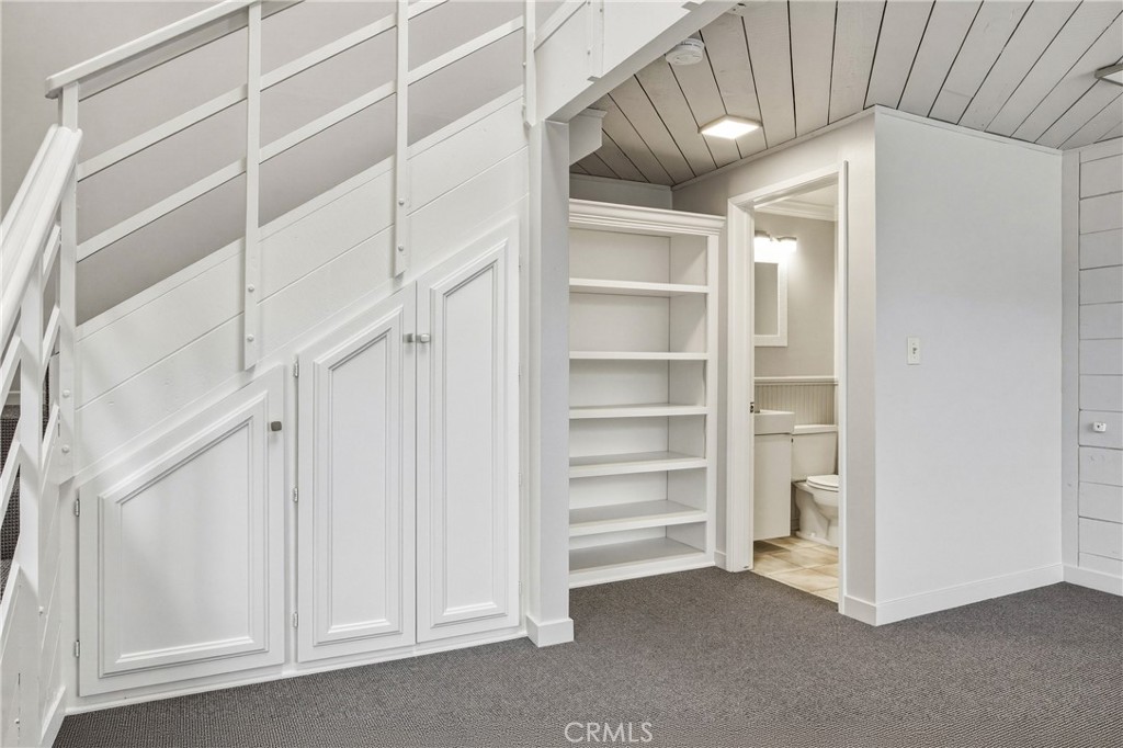 1435 Glenneyre, Laguna Beach CA 92651 - photo 5