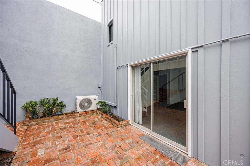 1435 Glenneyre, Laguna Beach CA 92651 - photo 13