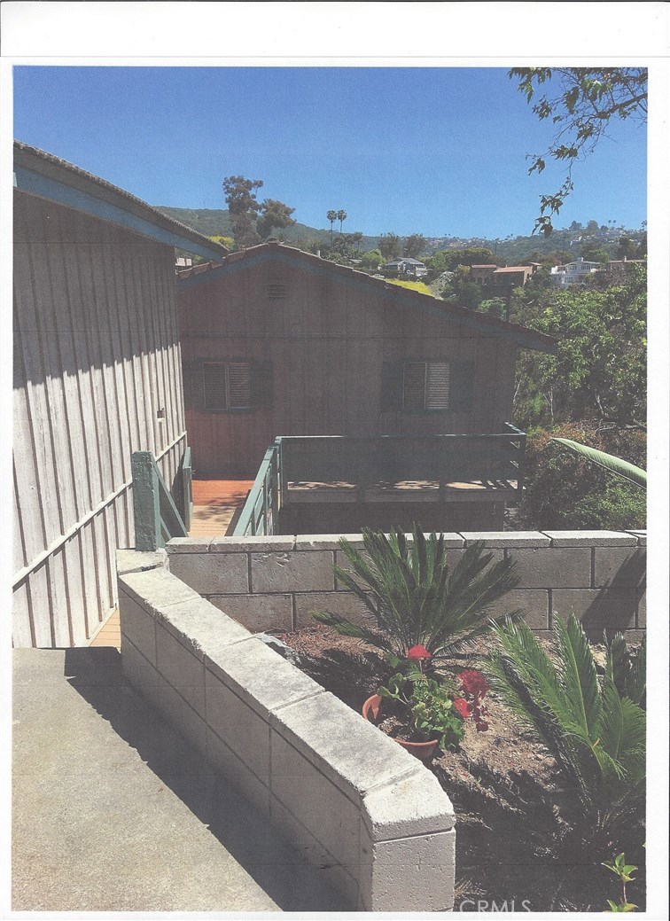 1435 Mar Vista Way, Laguna Beach CA 92651 - photo 1