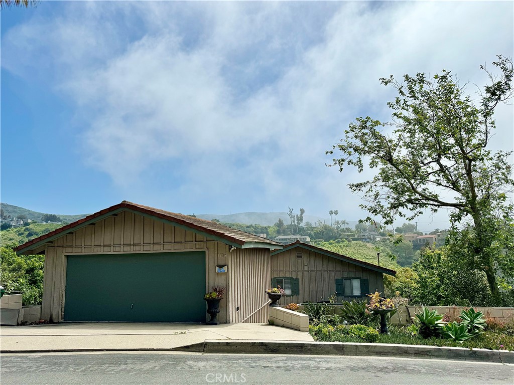 1435 Mar Vista Way, Laguna Beach CA 92651 - photo 1