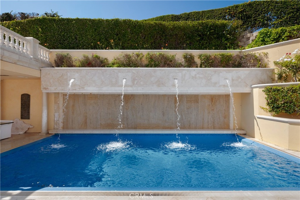 145 Irvine Cove Court, Laguna Beach CA 92651 - photo 15