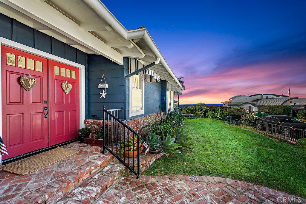 145 Mcknight Drive, Laguna Beach CA 92651 - photo 1