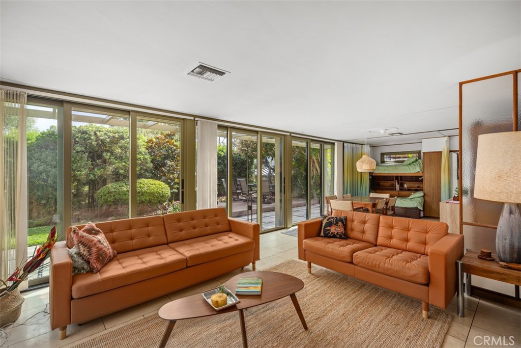 146 Chiquita Street, Laguna Beach CA 92651 - photo 6