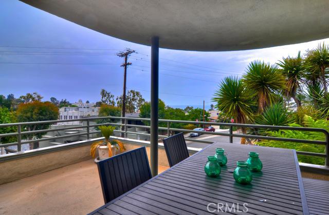146 Cliff Drive B, Laguna Beach CA 92651 - photo 1