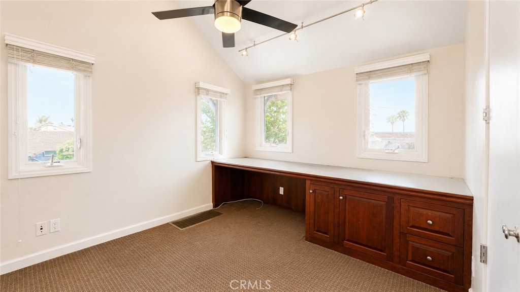 1461 Glenneyre B, Laguna Beach CA 92651 - photo 12